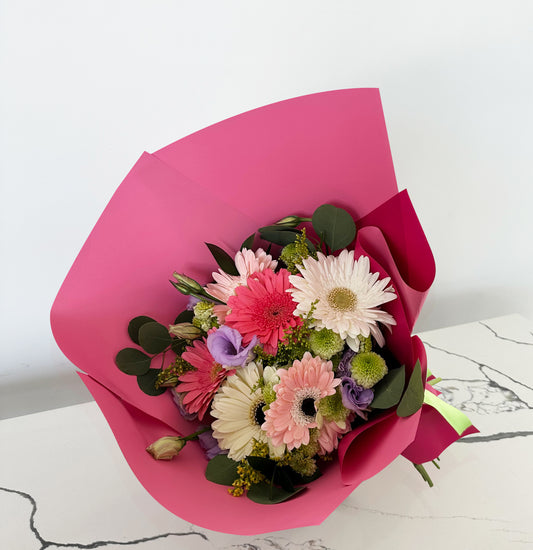 Ramo de 6 gerberas con flor mixta